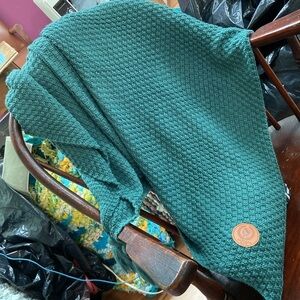 Caesars Slots knit tassels throw blanket Jade green